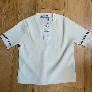 Zara White tee with Black Stitching. NEW W TAGS